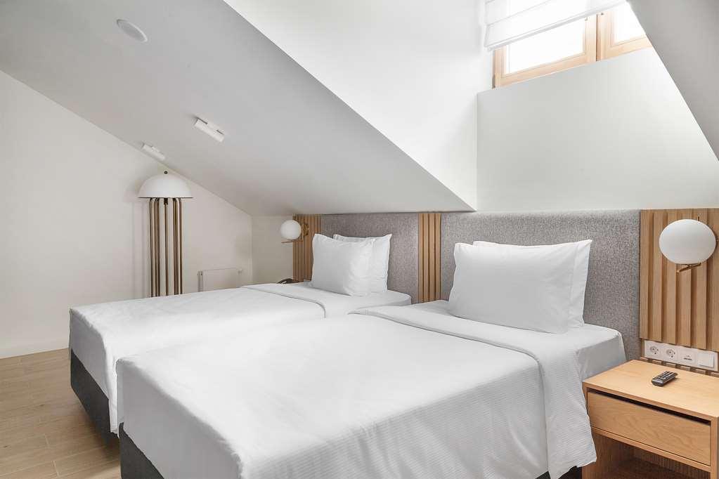 The Basilian Minsk, Curio Collection By Hilton Hotel Ruang foto