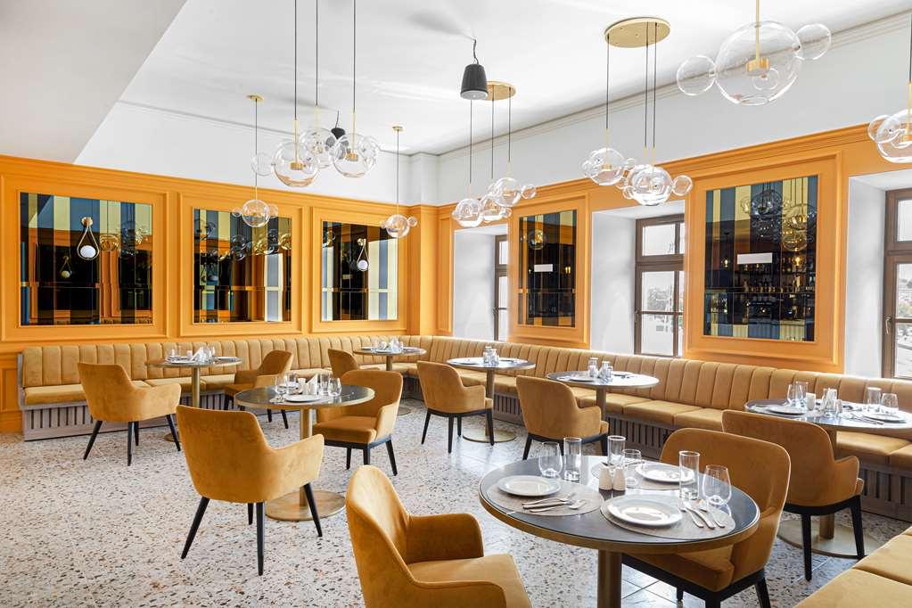 The Basilian Minsk, Curio Collection By Hilton Hotel Restoran foto