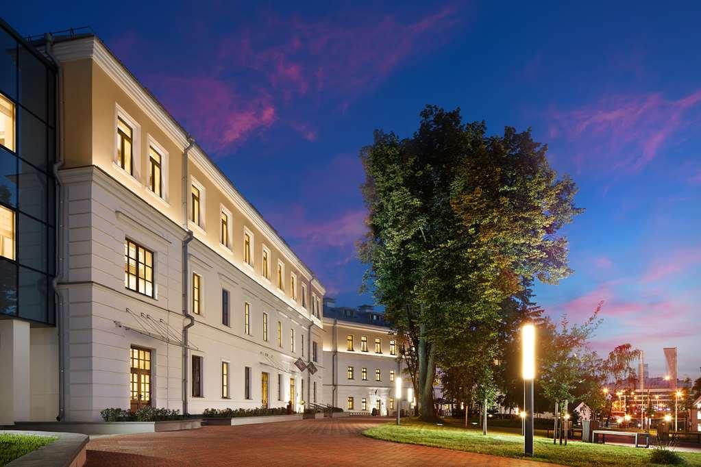 The Basilian Minsk, Curio Collection By Hilton Hotel Bagian luar foto